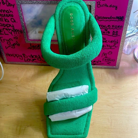 Good American- Terry Slip on Heel size 8